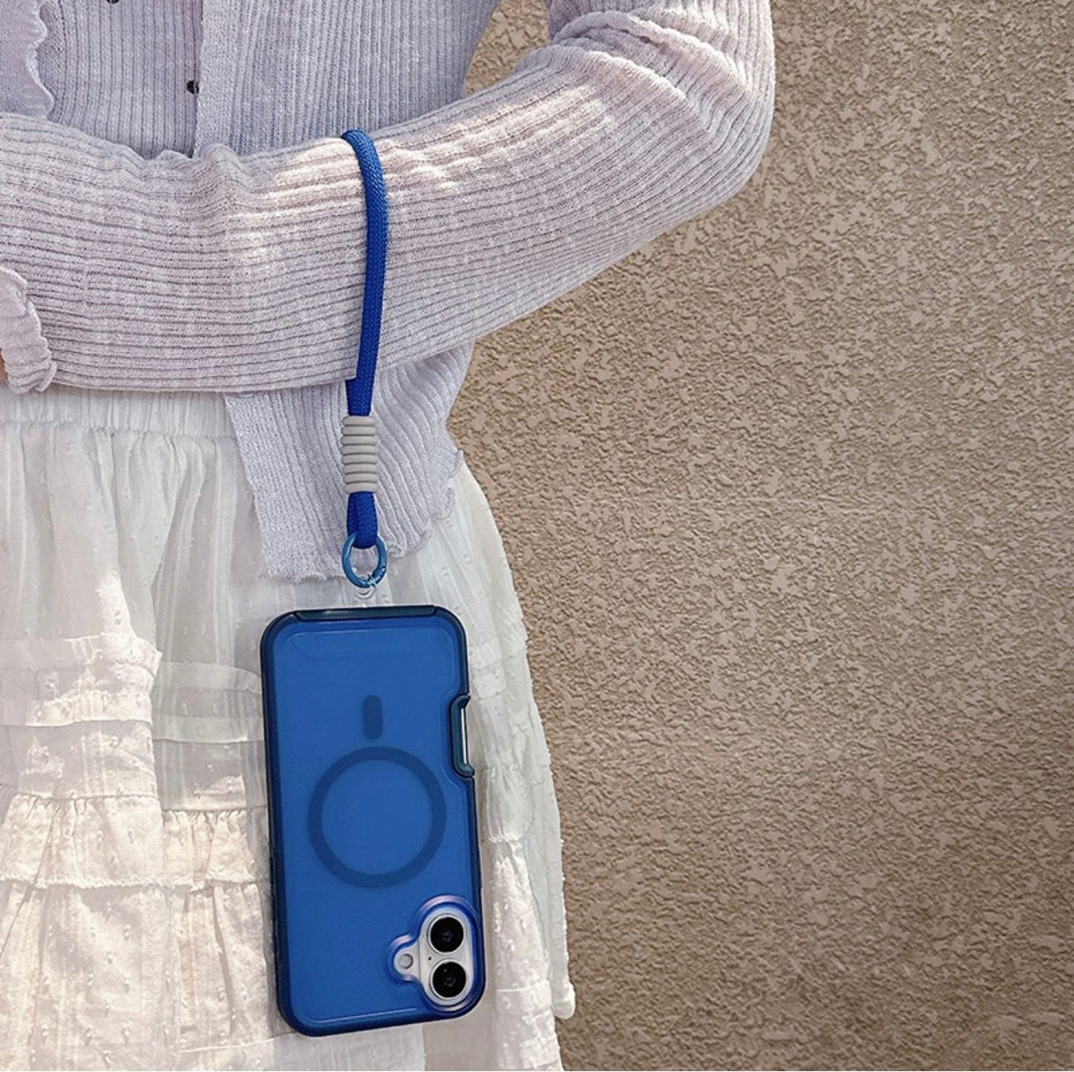 iPhone 15 Shockproof Magnetic Case Protective Cover With Short Rope