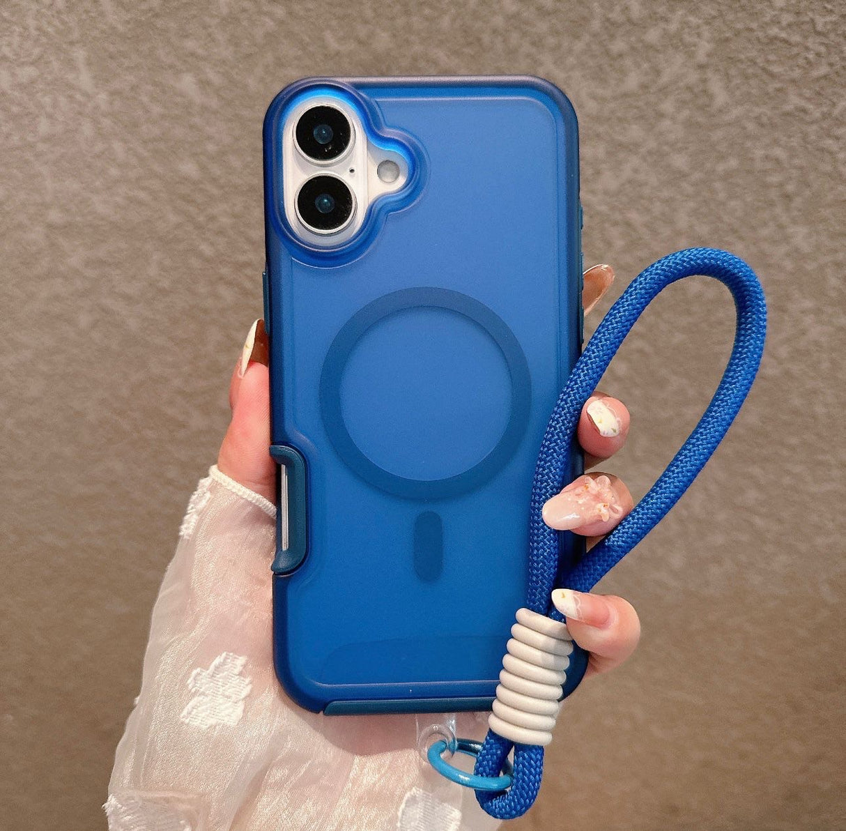 iPhone 15 Pro Shockproof Magnetic Case Protective Cover With Short Rope